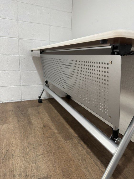 イトーキNX(エヌエックス)シリーズ 平行スタックテーブル 商品画像5