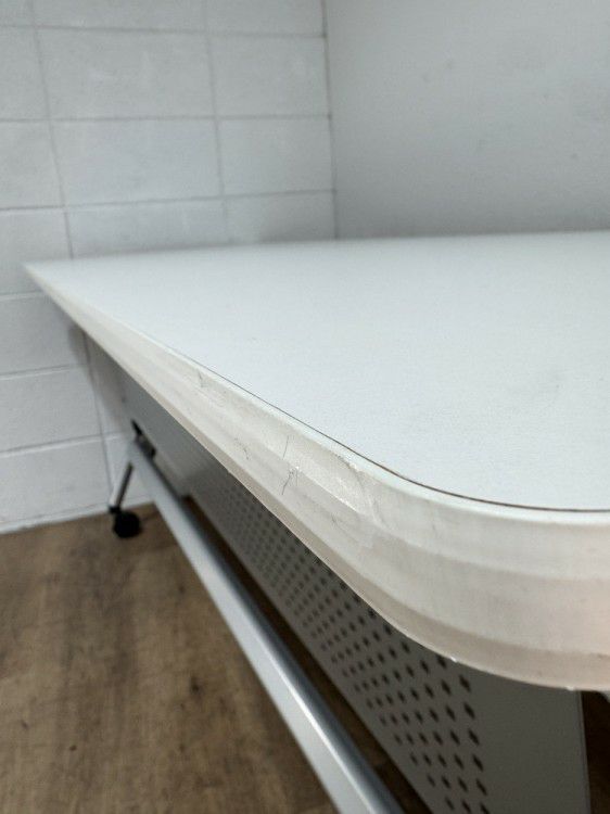 イトーキNX(エヌエックス)シリーズ 平行スタックテーブル 商品画像12