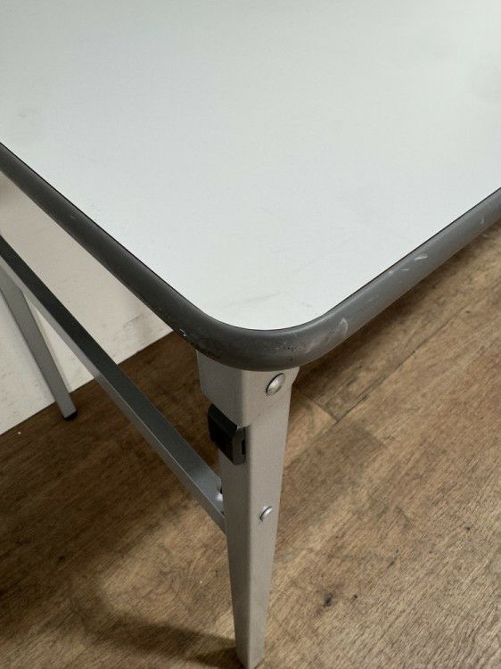 コクヨKT-220シリーズ 折畳会議テーブル 商品画像3