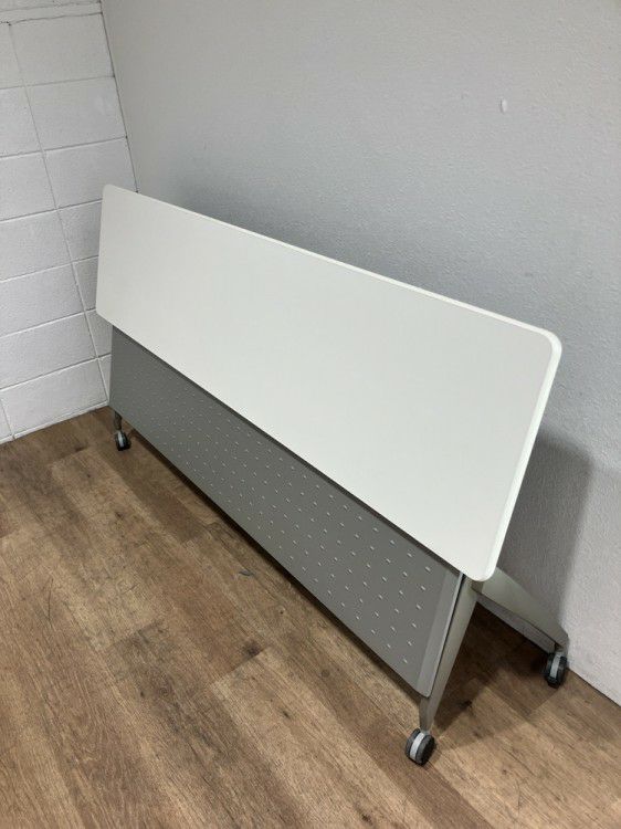 ウチダ（内田洋行）平行スタックテーブル 商品画像5