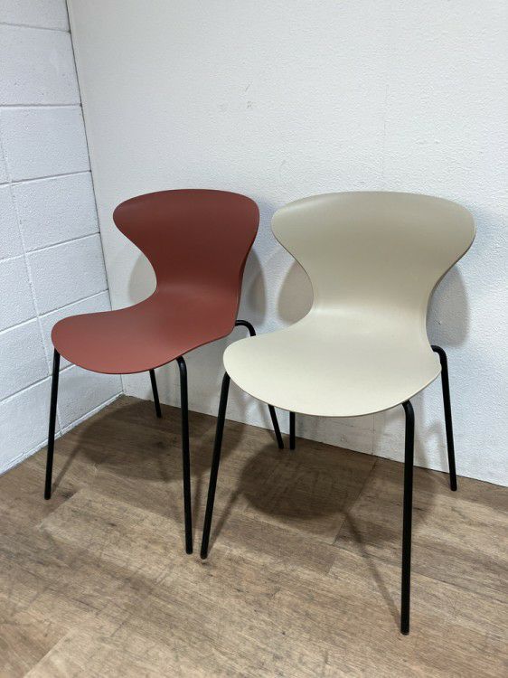 ADALスタッキングチェア2脚セット 商品画像1