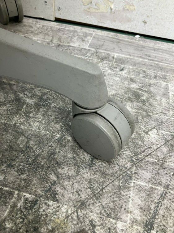 オカムラCG-Rチェア 固定肘付CG-Rチェア 商品画像6