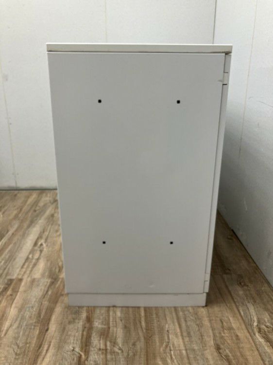 コクヨEDIA(エディア)シリーズ 天板付き両開き書庫 商品画像8