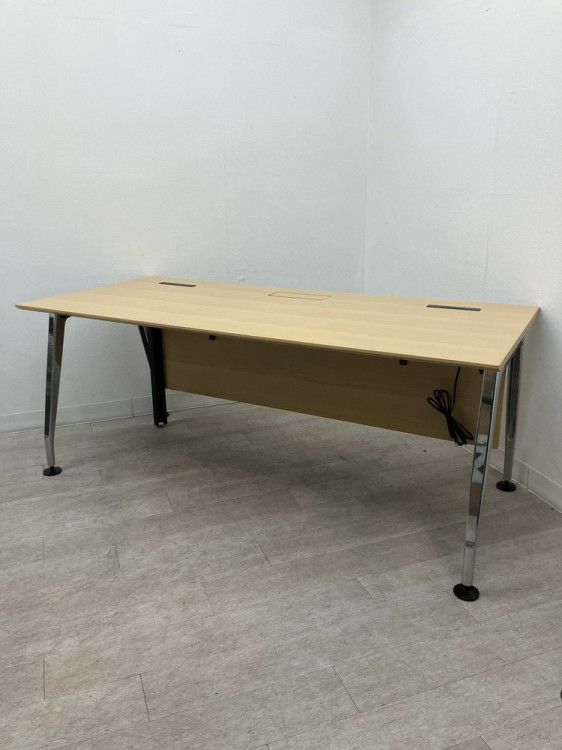 コクヨサイビ（SAIBI）シリーズ 1800マネージメントテーブル 商品画像1