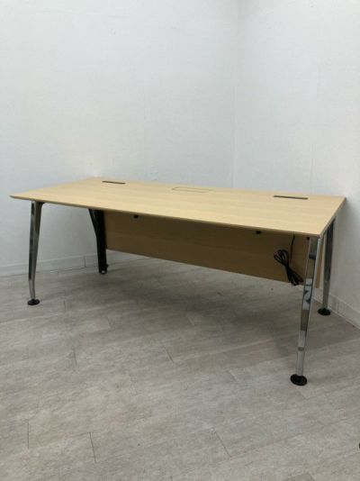 コクヨサイビ（SAIBI）シリーズ 1800マネージメントテーブル 商品画像1