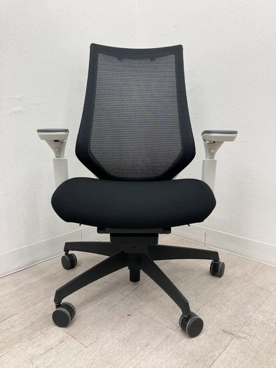 コクヨDuora(デュオラ)チェア 可動肘付デュオラチェア 商品画像3