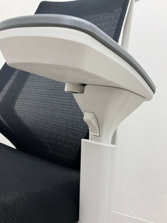 コクヨDuora(デュオラ)チェア 可動肘付デュオラチェア 商品画像12