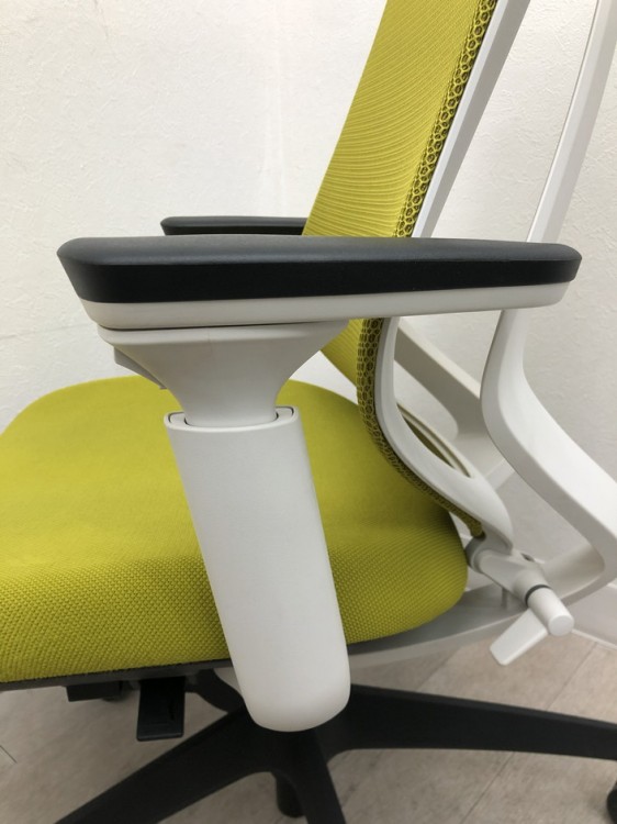 コクヨDuora(デュオラ)チェア 可動肘付デュオラチェア 商品画像14