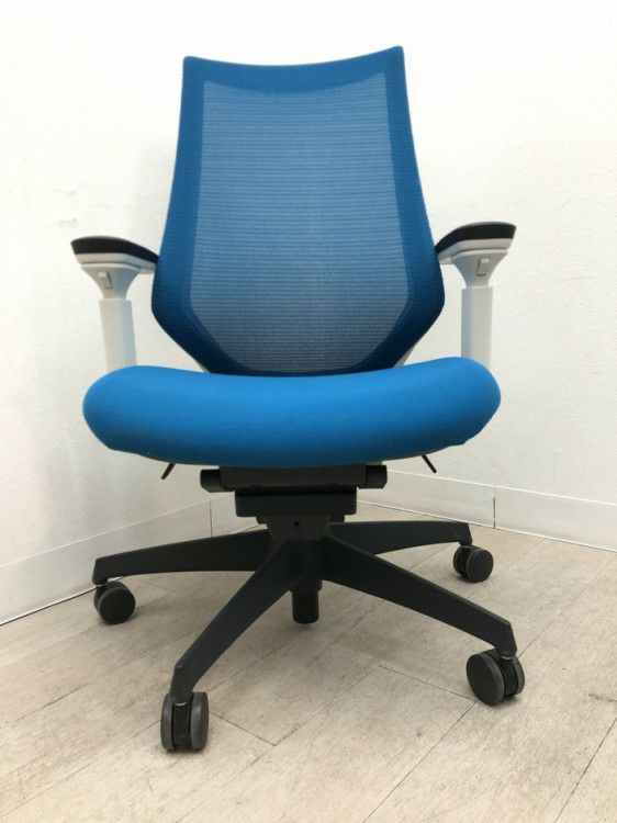 コクヨDuora(デュオラ)チェア 可動肘付デュオラチェア 商品画像3