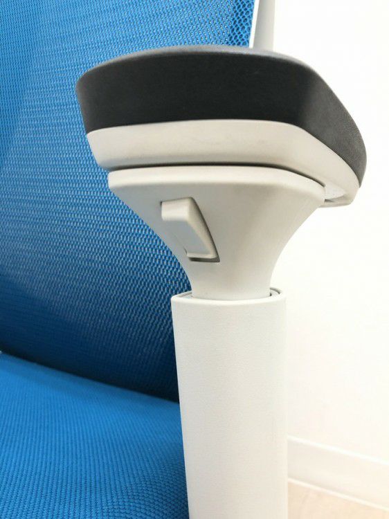 コクヨDuora(デュオラ)チェア 可動肘付デュオラチェア 商品画像13