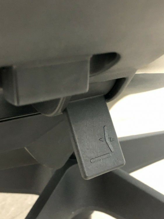 コクヨDuora(デュオラ)チェア 可動肘付デュオラチェア 商品画像18