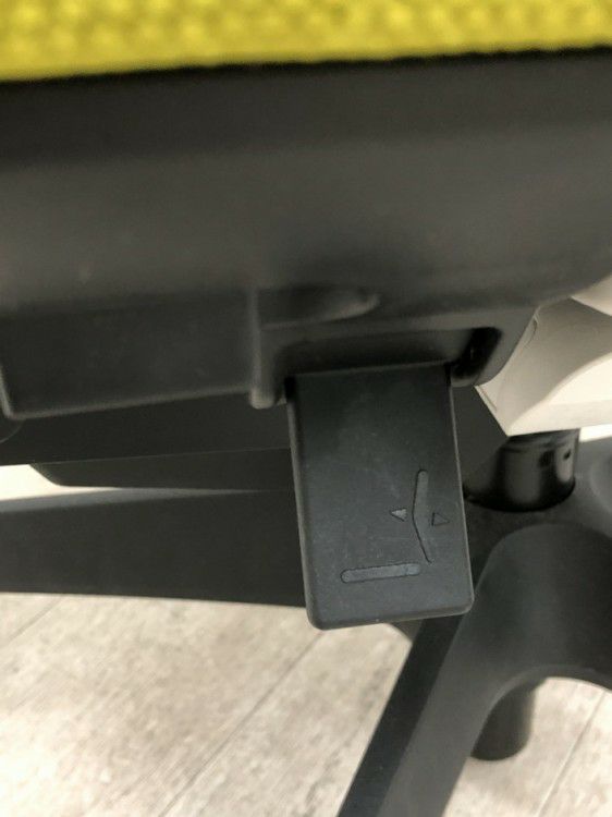 コクヨDuora(デュオラ)チェア 可動肘付デュオラチェア 商品画像15