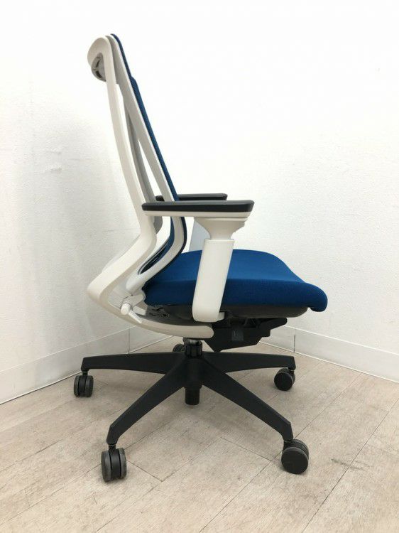 コクヨDuora(デュオラ)チェア 可動肘付デュオラチェア 商品画像6