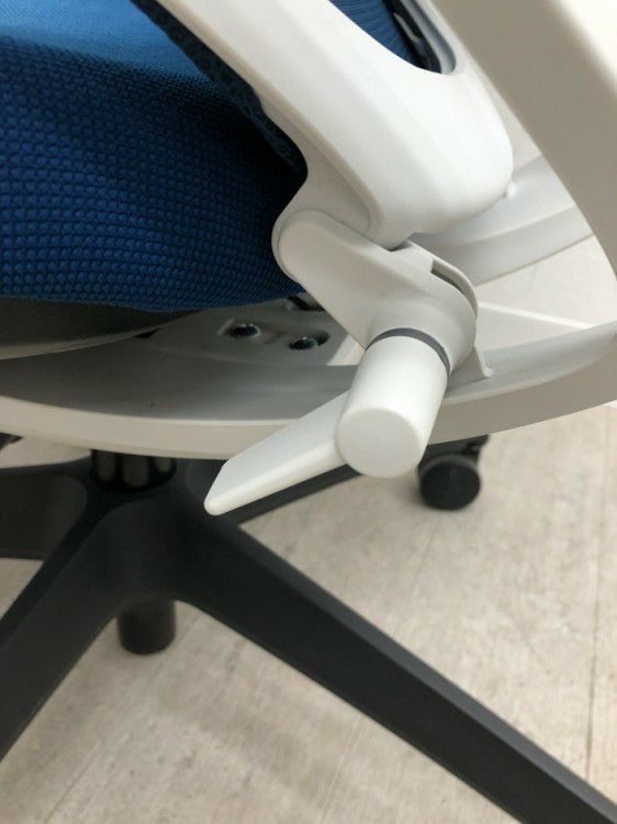 コクヨDuora(デュオラ)チェア 可動肘付デュオラチェア 商品画像17