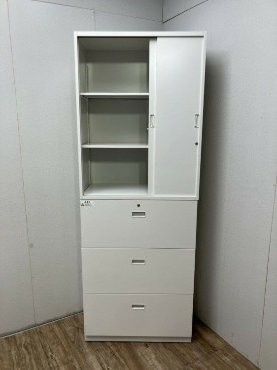 イトーキシンラインシリーズ 3段ラテラル・3扉引違い上下書庫 商品画像3