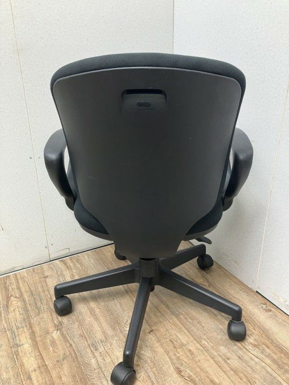 プラスPresea(プリセア)シリーズ 固定肘付プリセアチェア 商品画像8