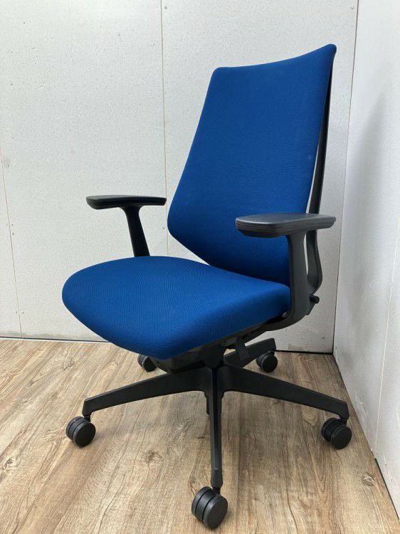 コクヨDuora(デュオラ)チェア 固定肘付きデュオラチェア 商品画像1