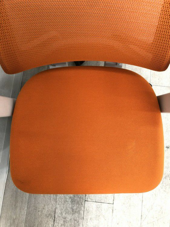 コクヨDuora(デュオラ)チェア 可動肘付デュオラチェア 商品画像8