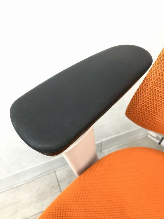 コクヨDuora(デュオラ)チェア 可動肘付デュオラチェア 商品画像11