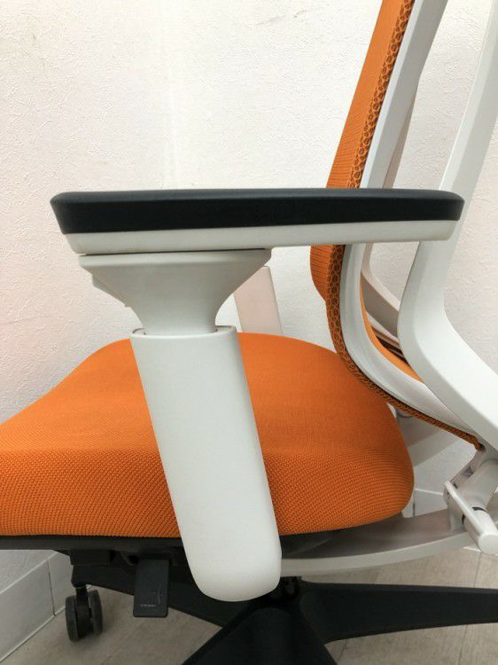 コクヨDuora(デュオラ)チェア 可動肘付デュオラチェア 商品画像14