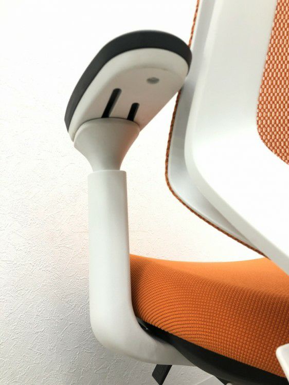 コクヨDuora(デュオラ)チェア 可動肘付デュオラチェア 商品画像15