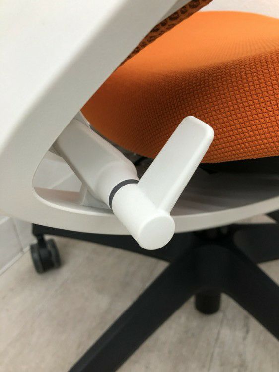 コクヨDuora(デュオラ)チェア 可動肘付デュオラチェア 商品画像19