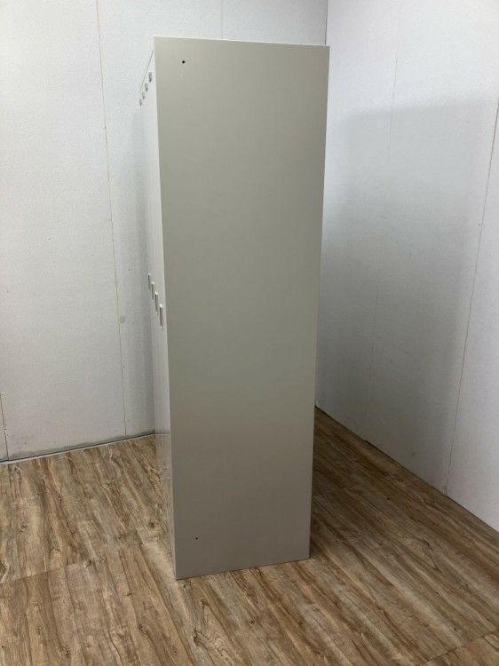 オカムラFZタイプシリーズ 4人用ロッカー 商品画像2