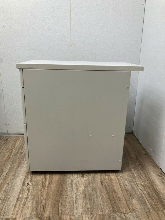 コクヨBSシリーズ 3段脇机 商品画像3