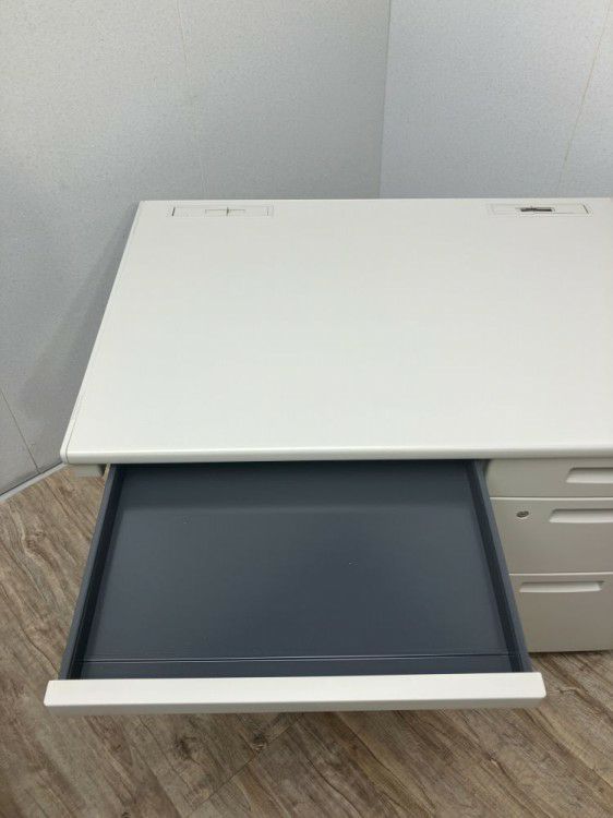 コクヨBS+シリーズ 1000片袖デスク 商品画像3