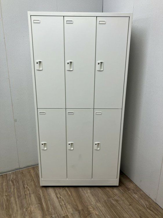 オカムラFZタイプシリーズ 6人用ロッカー 商品画像1