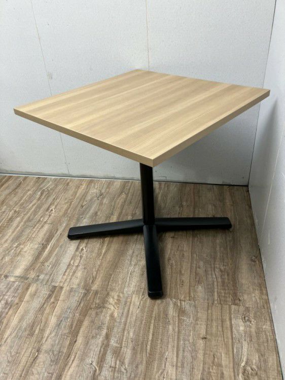 オカムラLives Cafe Table(ライブスカフェテーブル)シリーズ 750角テーブル 商品画像3
