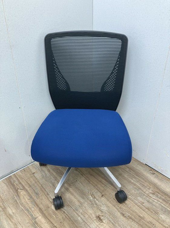 オカムラVILLAGE(ビラージュ)シリーズ ビラージュチェア 商品画像3