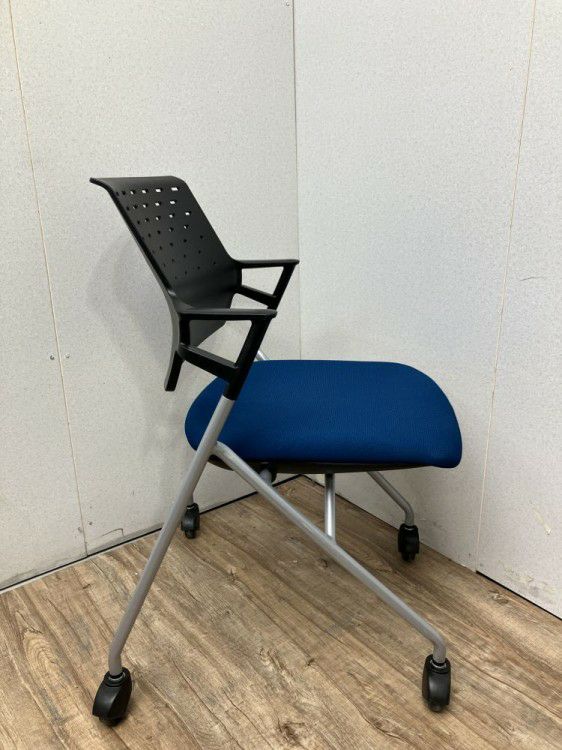 コクヨピエガチェア ピエガチェア 商品画像4