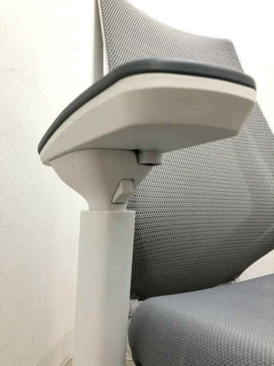 コクヨDuora(デュオラ)チェア 可動肘付デュオラチェア 商品画像13