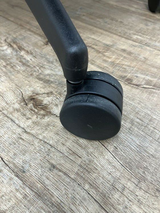 コクヨWizard4(ウィザード4)シリーズ 固定肘付ウィザード4チェア 商品画像10