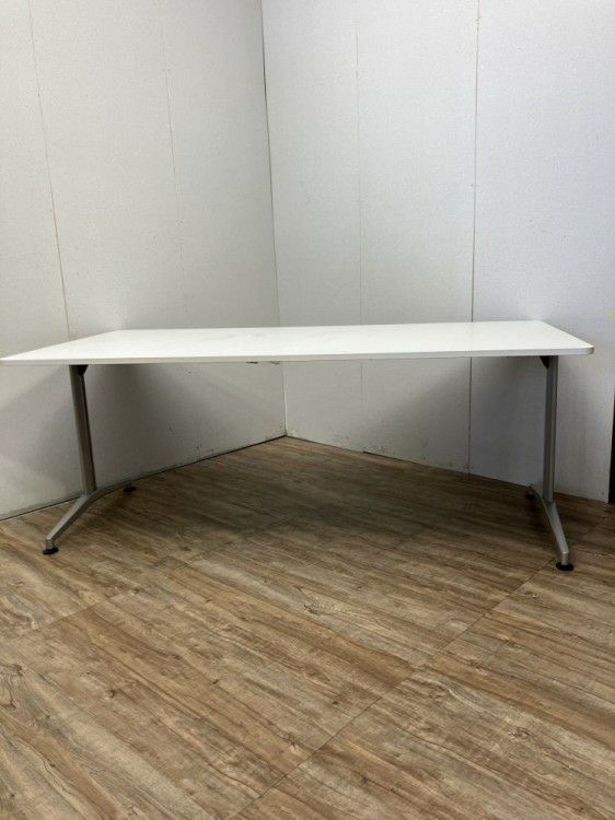 イトーキ1800ミーティングテーブル 商品画像2