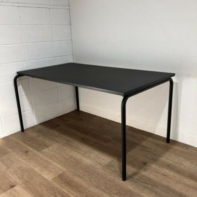 コクヨデイズオフィス パイルパイプシリーズ ミーティングテーブル 商品画像1