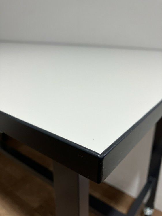 サカエ作業台 商品画像2