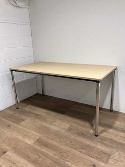 イトーキDCシリーズ ミーティングテーブル 商品画像1