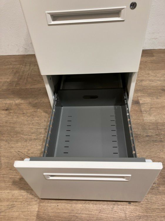 トヨスチール505シリーズ 脇机 商品画像6