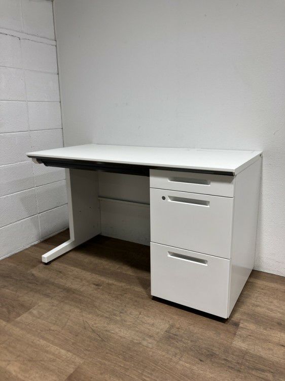 コクヨisシリーズ 1200片袖デスク 商品画像1