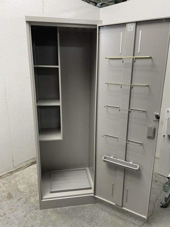 イトーキクリーンロッカーシリーズ 掃除用ロッカー 商品画像7