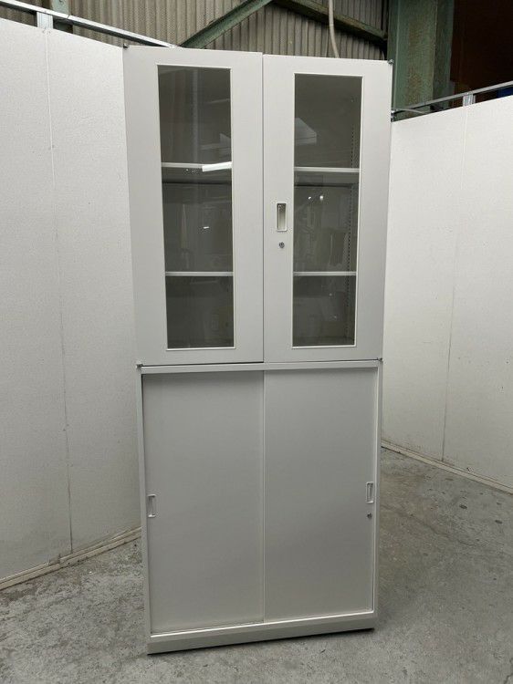 イトーキシンラインシリーズ ガラス両開きスライド上下書庫 商品画像2