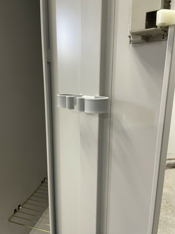 イトーキJ型シリーズ 3人用ロッカー 商品画像12