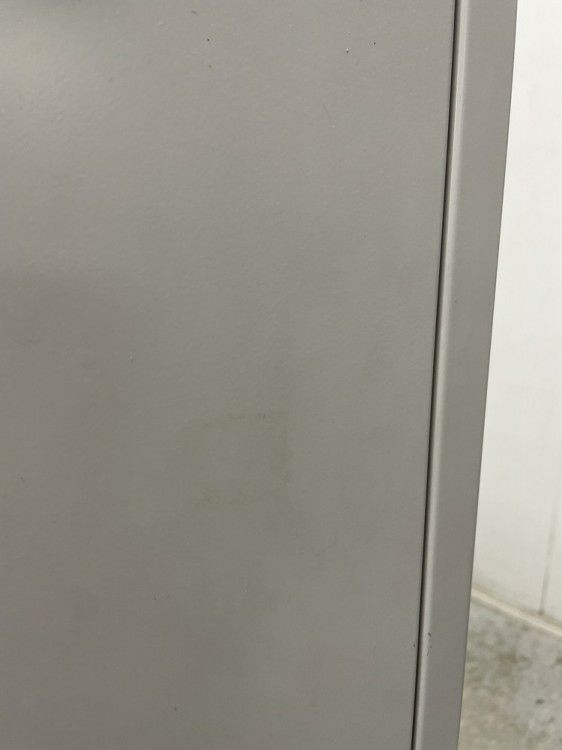 イトーキJ型シリーズ 3人用ロッカー 商品画像15