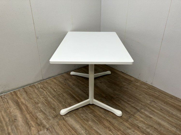 オカムラライブスシリーズ 1200ミーティングテーブル 商品画像4