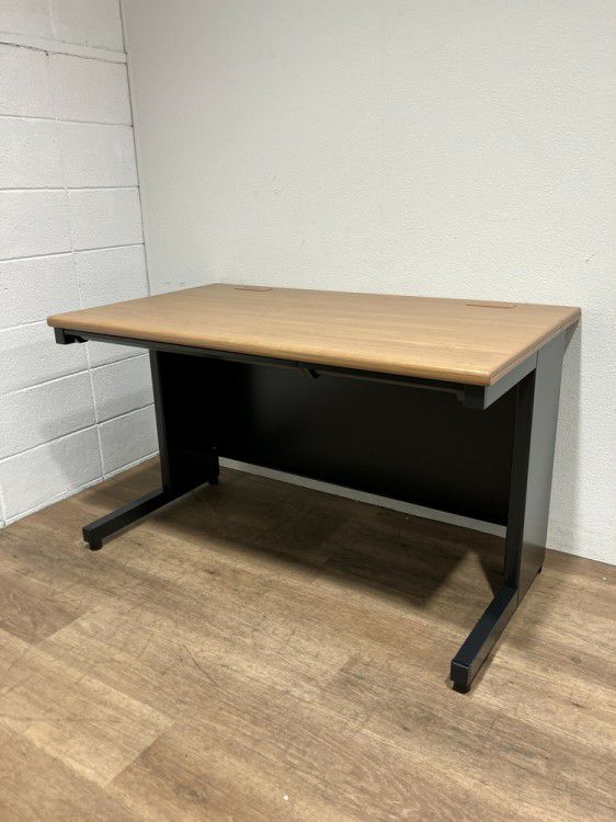 プラスSH2シリーズ 1200平デスク 商品画像1