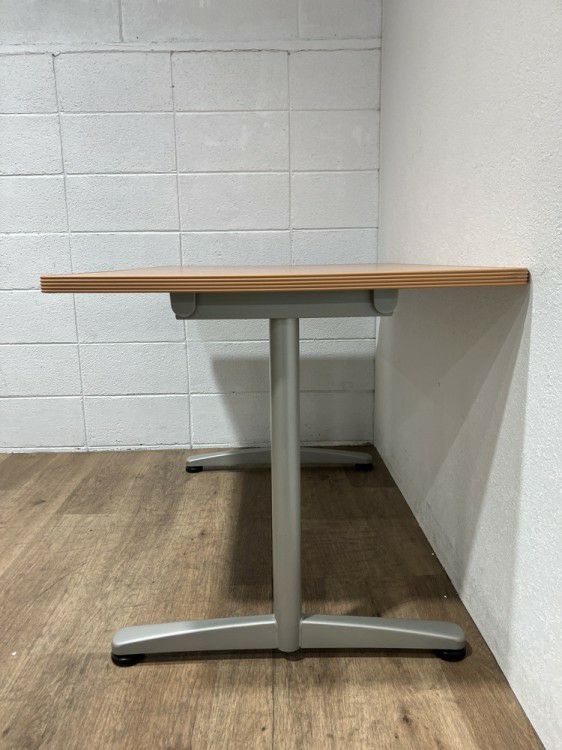 ウチダ（内田洋行）ST-3100シリーズ ミーティングテーブル 商品画像5