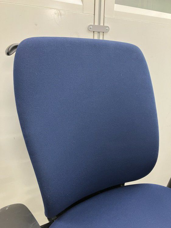 イトーキfulgo(フルゴ)チェア 可動肘付フルゴチェア 商品画像3