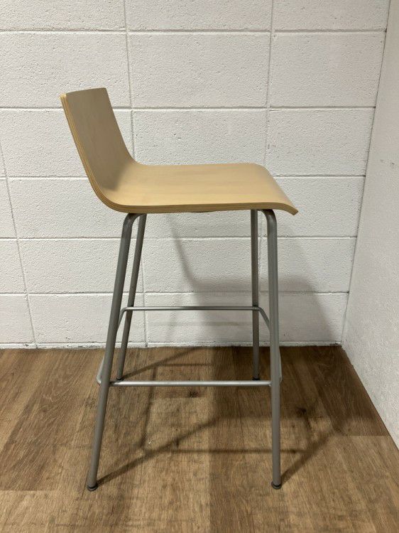 オカムラアルトカフェシリーズ ハイテーブル+チェア5点セット 商品画像12